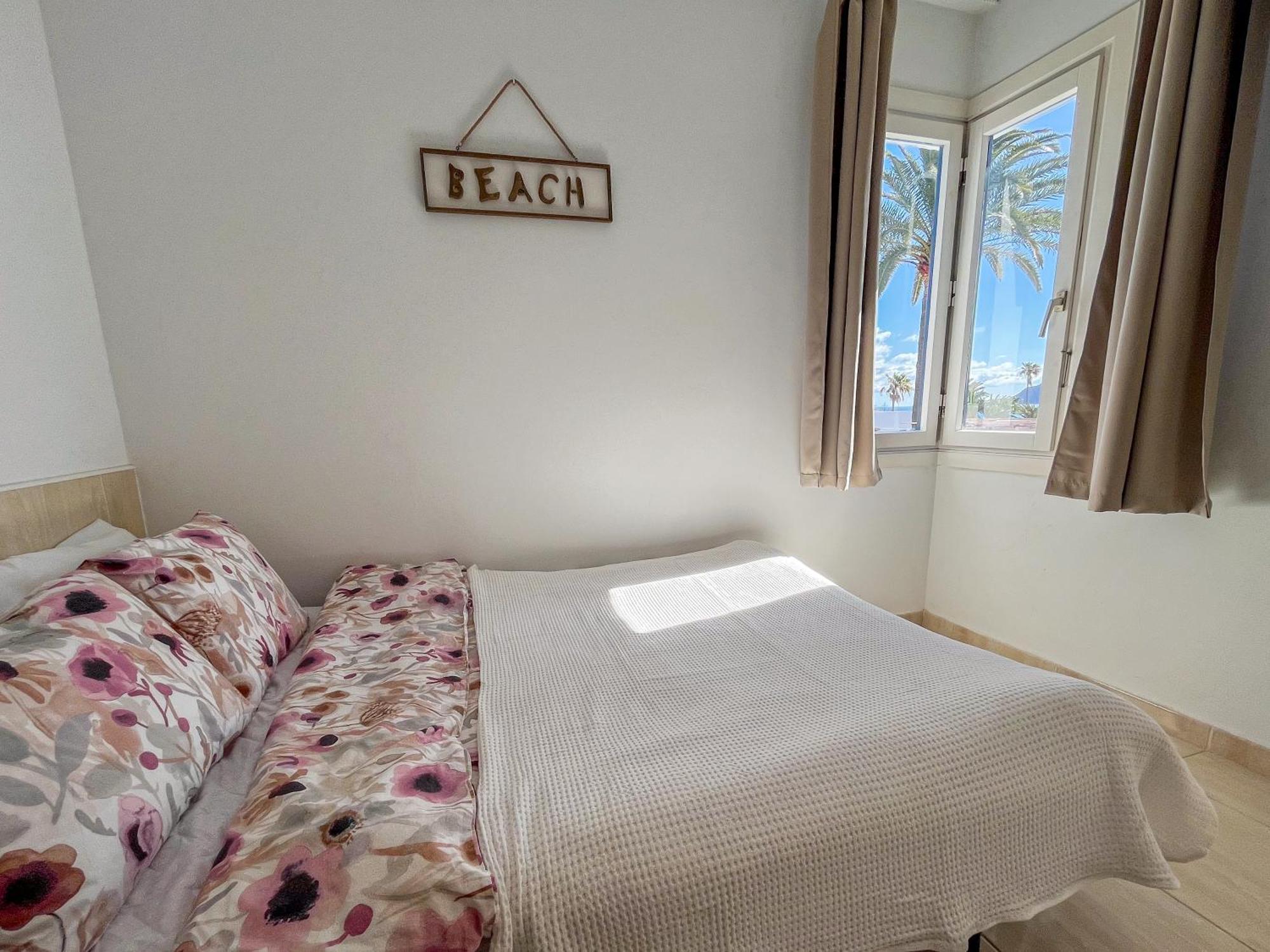 Beachside Studio In Corralejo Room photo