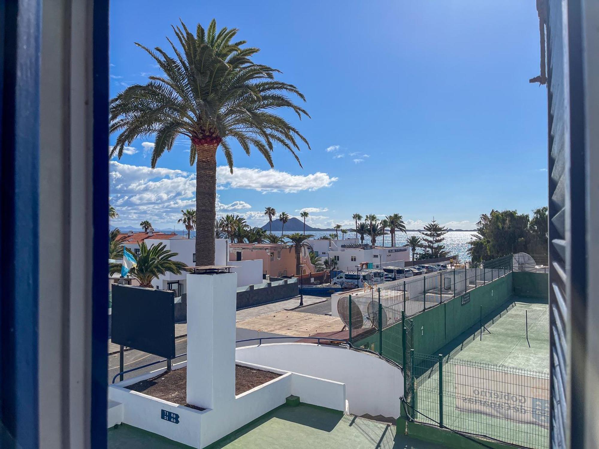 Beachside Studio In Corralejo Room photo